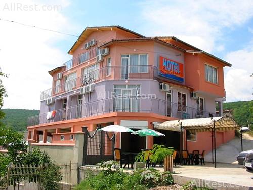 Diana Hotel 
